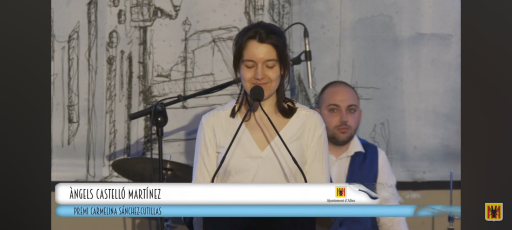 Àngels Castelló Martínez guanya el Premi Carmelina Sánchez-Cutillas amb la seua obra “Pètals” als Premis Altea