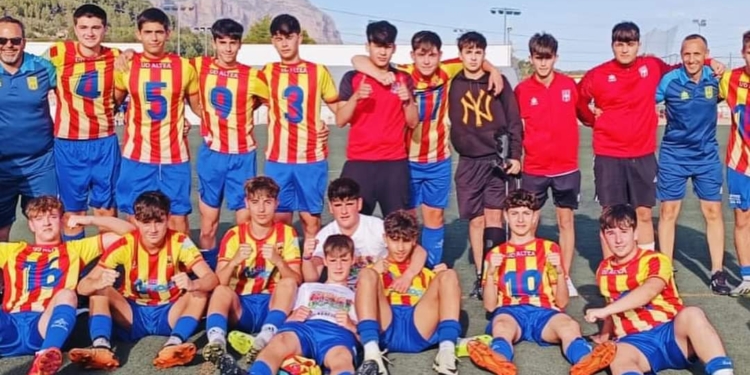 L’equip Cadet A de UD Altea es consagra campió de la lliga. Entrevistem al seu entrenador