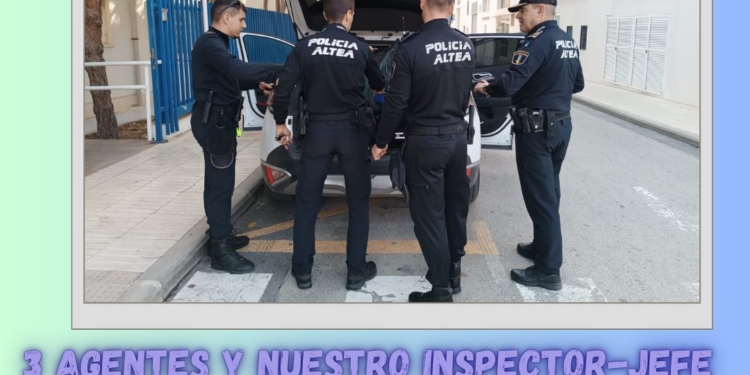 Agents de la Policia Local d’Altea es desplacen voluntàriament a la zona zero de la DANA