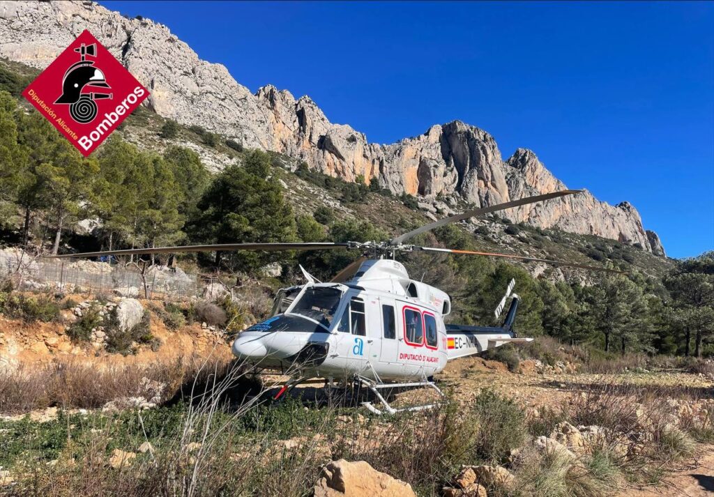 Un caçador pateix diversos traumatismes en caure per un terraplé a Altea Un caçador pateix diversos traumatismes en caure per un terraplé a Altea