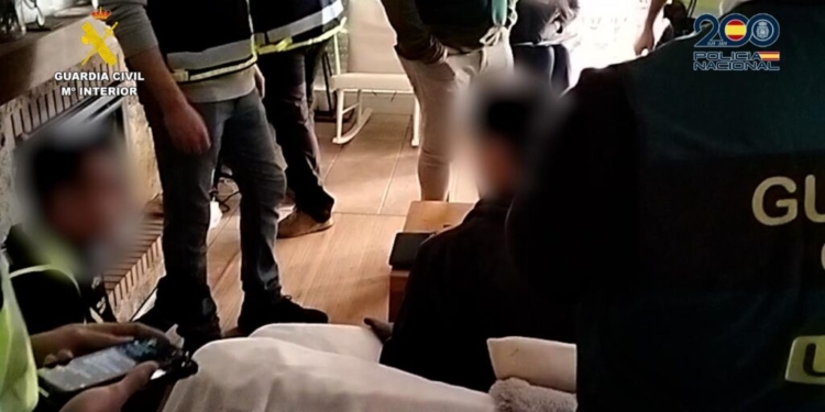 Detingut en Calp un perillós hacker responsable de més de 40 ciberatacs a organismes estratègics Detingut en Calp un perillós hacker responsable de més de 40 ciberatacs a organismes estratègics