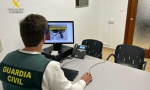 La Guàrdia Civil deté a tres persones per un robatori amb violència en un comerç d’Altea