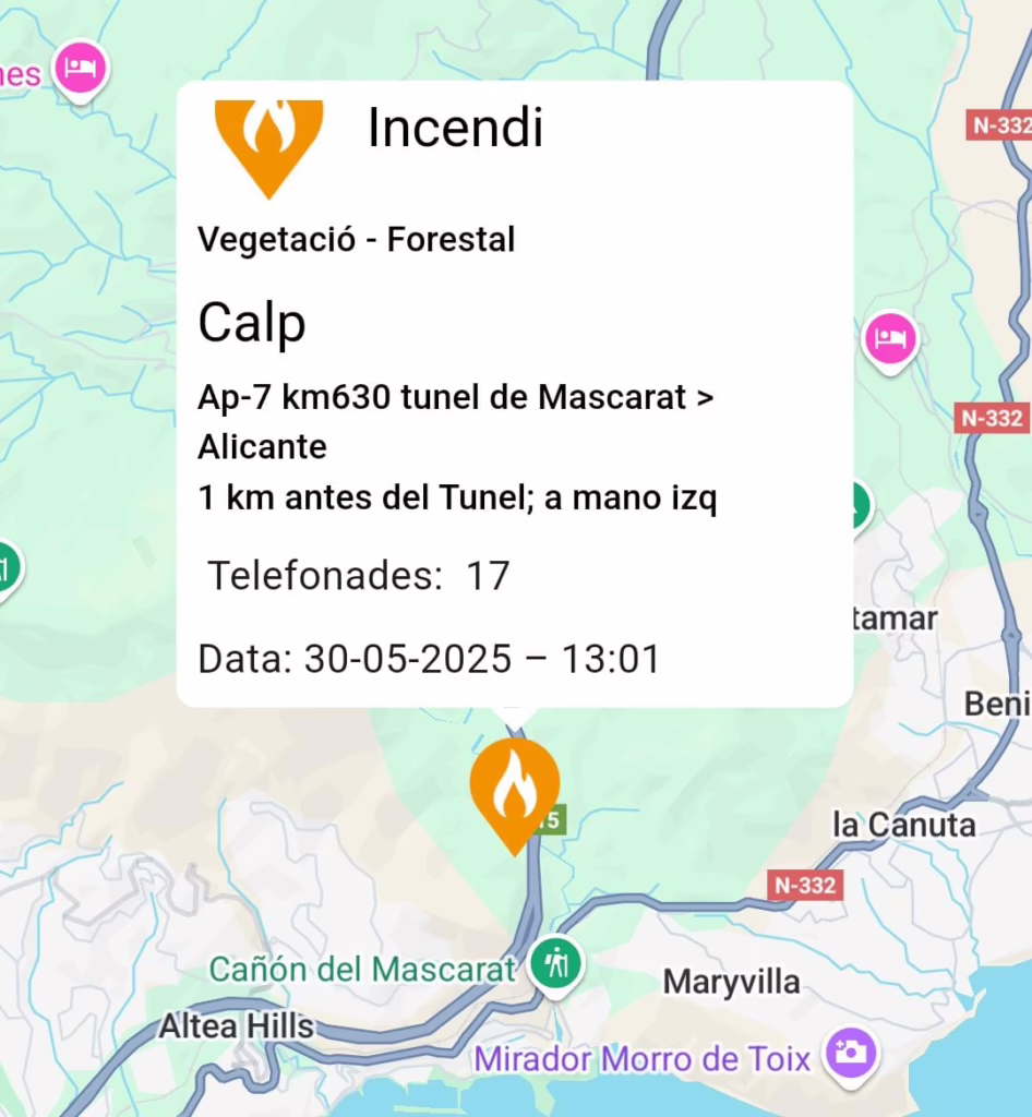 Declarat un incendi forestal a Calp, prop de l’AP-7