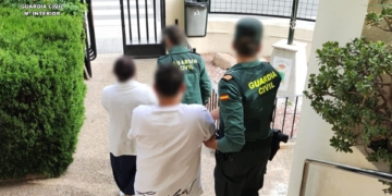 En Calp, dos detinguts per múltiples robatoris mitjançant el mètode de l’abraçada En Calp, dos detinguts per múltiples robatoris mitjançant el mètode de l’abraçada