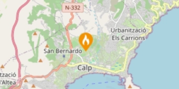 Declarat un incendi forestal a Calp, a la zona de Garduix