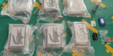 La Guàrdia Civil intervé més de 7 quilos de cocaïna ocults en un vehicle en el port de Dénia