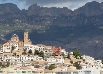 Un nou paisatge s’està desbloquejant a Altea: Les antigues torres d’estil àrab d’Altea reviuen en forma d’hotel al carrer Santa Bàrbara