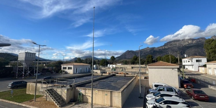 La Generalitat inverteix tres milions d’euros per a la reutilització d’aigua de la depuradora d’Altea per a l’agricultura La Generalitat inverteix tres milions d’euros per a la reutilització d’aigua de la depuradora d’Altea per a l’agricultura