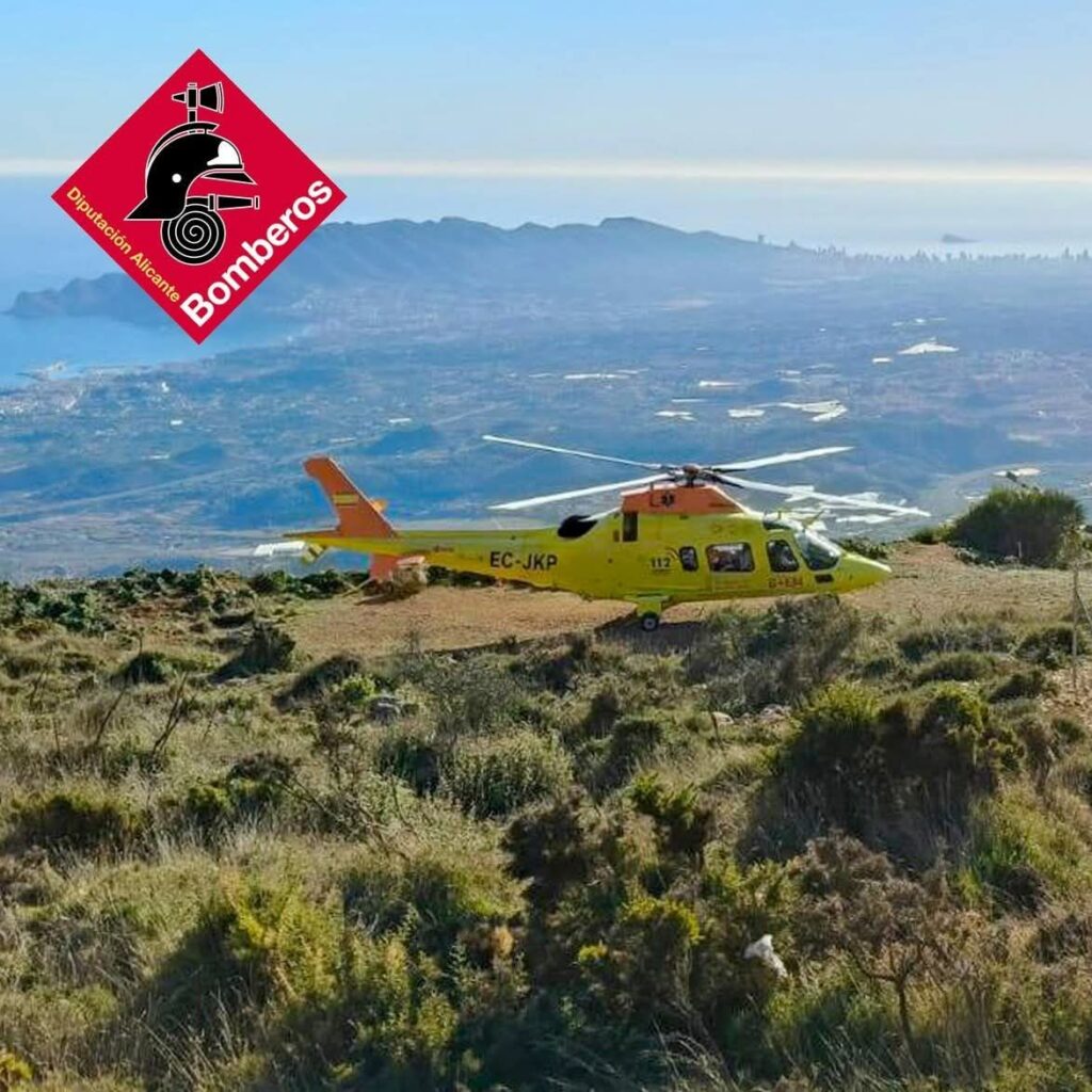 Rescat d’emergència al Fort de Bèrnia: un senderista recupera el pols gràcies a la ràpida intervenció Rescat d’emergència al Fort de Bèrnia: un senderista recupera el pols gràcies a la ràpida intervenció