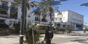 La Policia Local tanca l’accés a l’Avinguda Comunitat Valenciana per risc de caiguda d’elements urbans pel temporal de vent