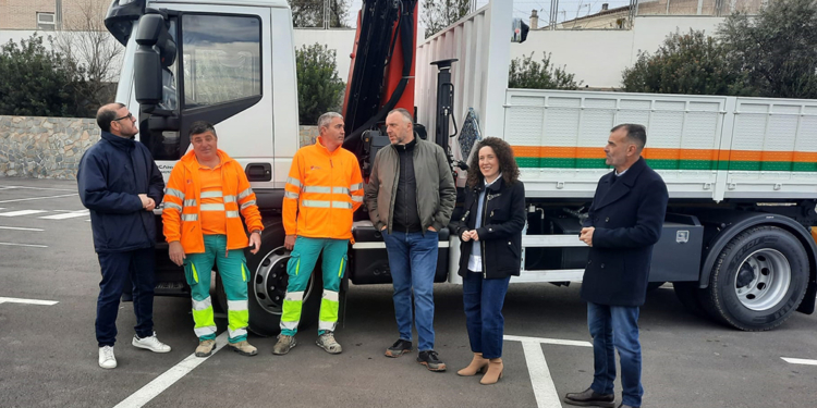 Altea adquirix un nou camió destinat als treballs de la Brigada d’Obres Altea adquirix un nou camió destinat als treballs de la Brigada d’Obres