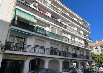 Altea firma els contractes de la segona fase de 12 edificis del Pla de Barris per 2,72 milions d’euros