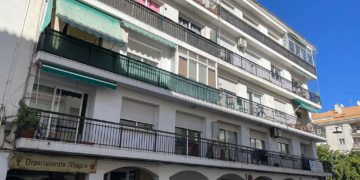 Altea firma els contractes de la segona fase de 12 edificis del Pla de Barris per 2,72 milions d’euros Altea firma els contractes de la segona fase de 12 edificis del Pla de Barris per 2,72 milions d’euros