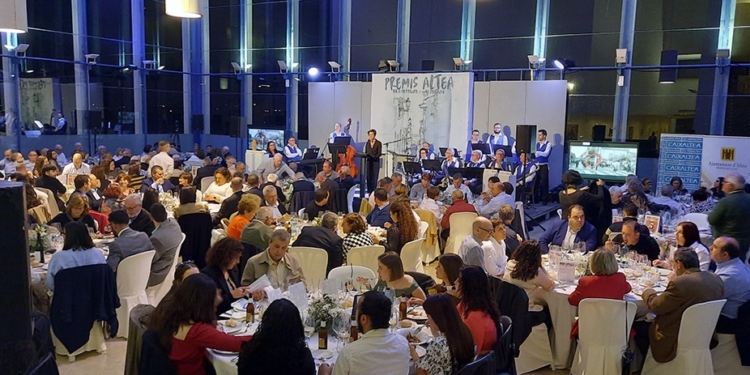 Els Premis Altea 2026 celebren esta nit la seua gran gala: Coneix les obres participants i finalistes Els Premis Altea 2026 celebren esta nit la seua gran gala: Coneix les obres participants i finalistes