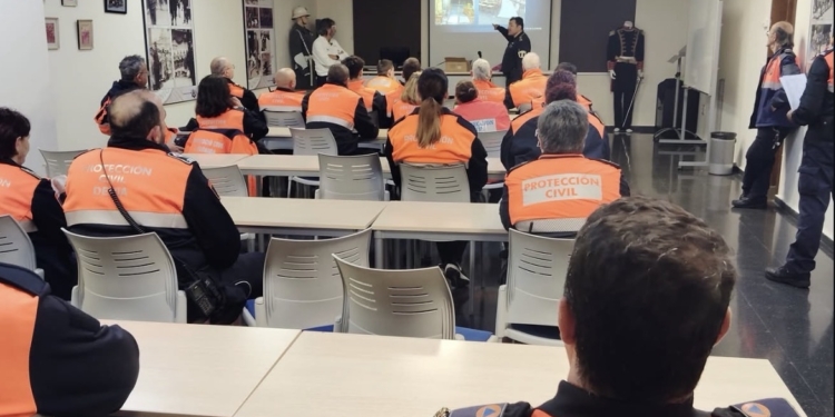 Protecció Civil d’Altea col·labora en el dispositiu de seguretat de les Festes d’Alcoi