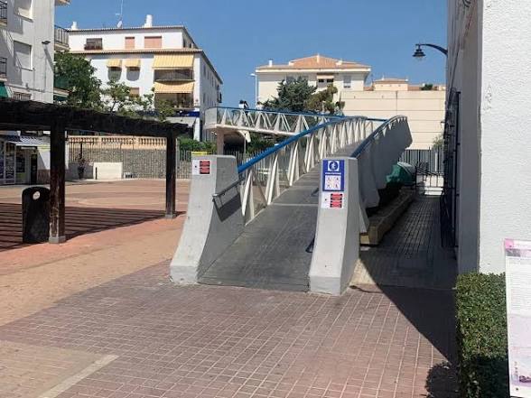 La passarel·la entre la plaça de l’Ajuntament i la Comunitat Valenciana romandrà tancada este dimecres per tasques de manteniment