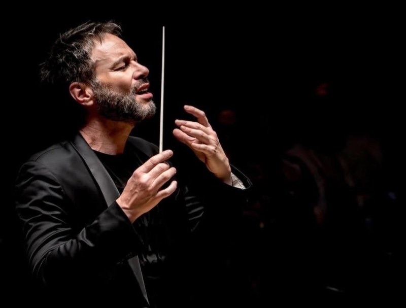 La DOP Alacant nomenarà el director d’orquestra alteà Josep Vicent padrí de la collita 2026
